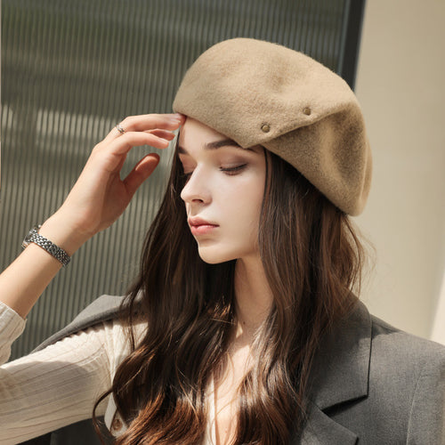 Damen-Baskenmütze in Khaki – WINTERSTUDIO