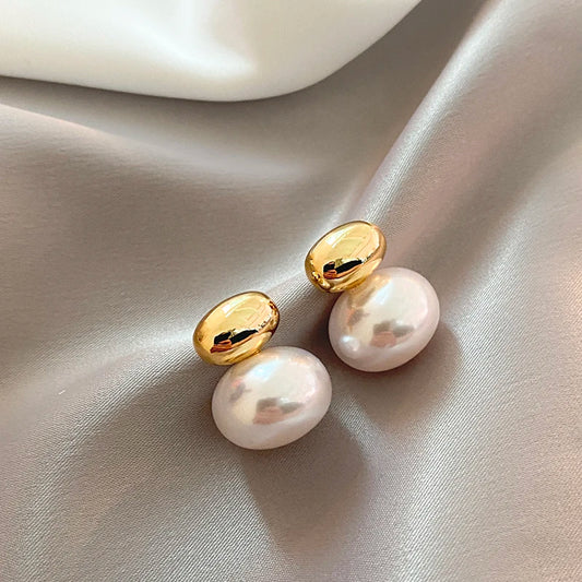 Fashion 2024 New French Elegant Gold Color Bean Earrings High Quality